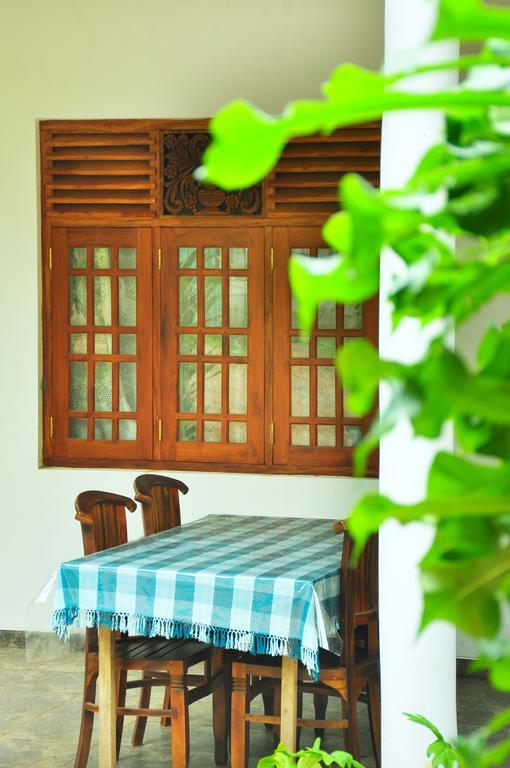 Randu Homestay And Restaurant Tangalle Ngoại thất bức ảnh