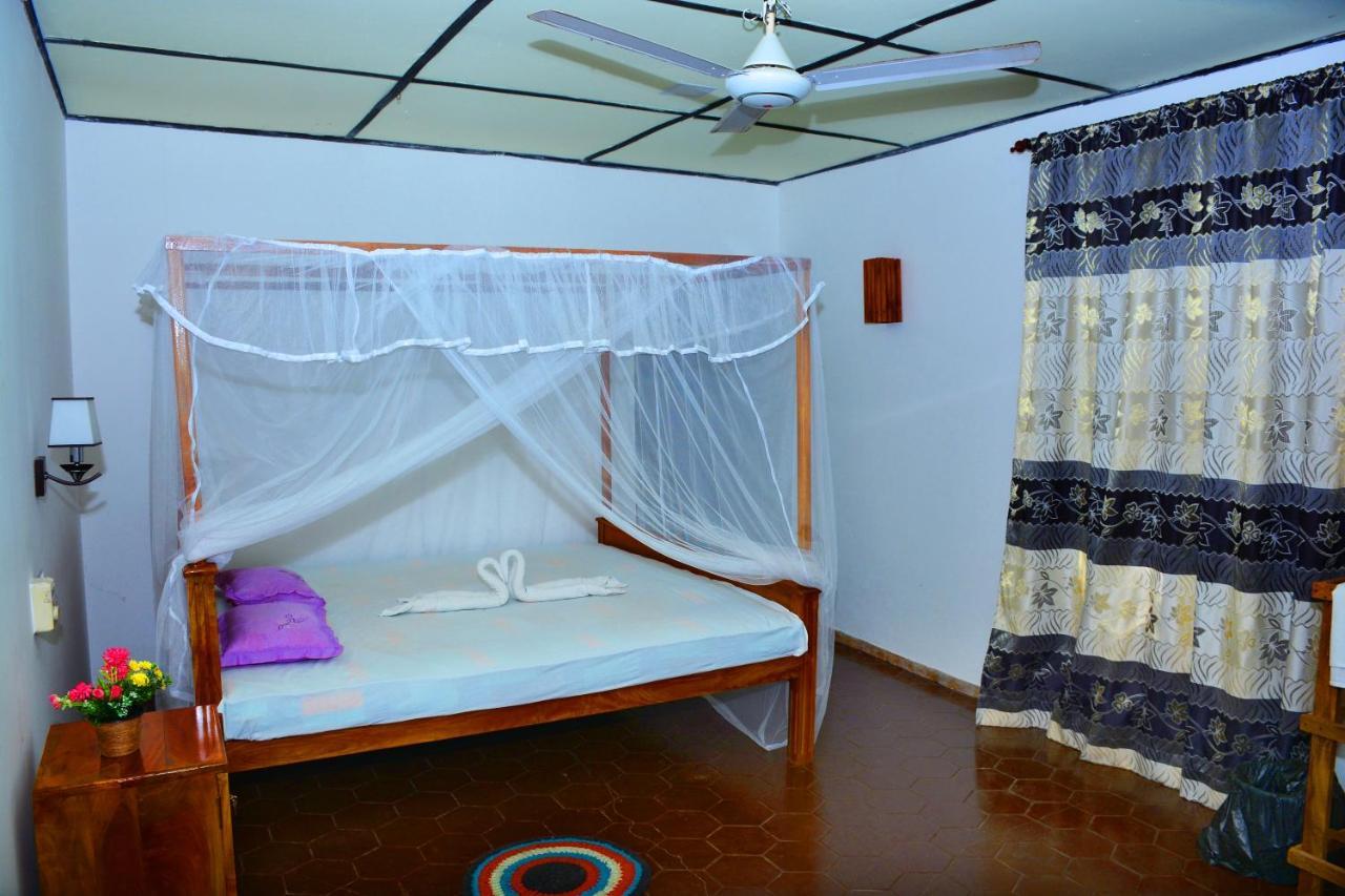Randu Homestay And Restaurant Tangalle Ngoại thất bức ảnh